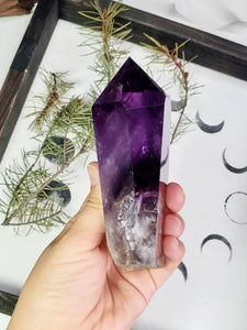 Large Amethyst Point with Phantom and Rainbows